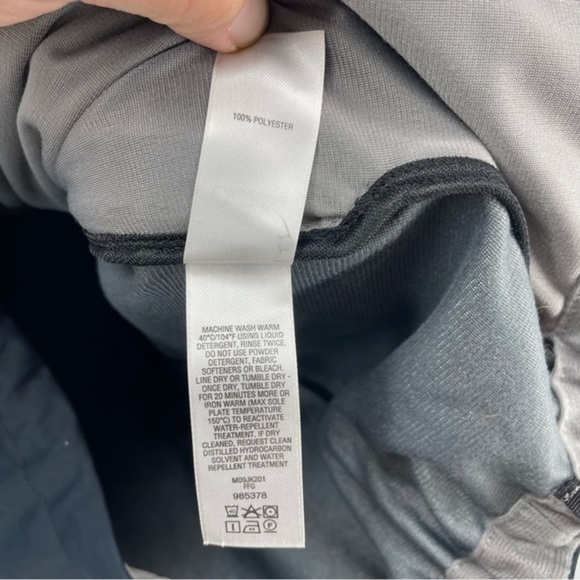 Cabela's Men's Dark Gray Performance Jacket - Picture 3 of 10